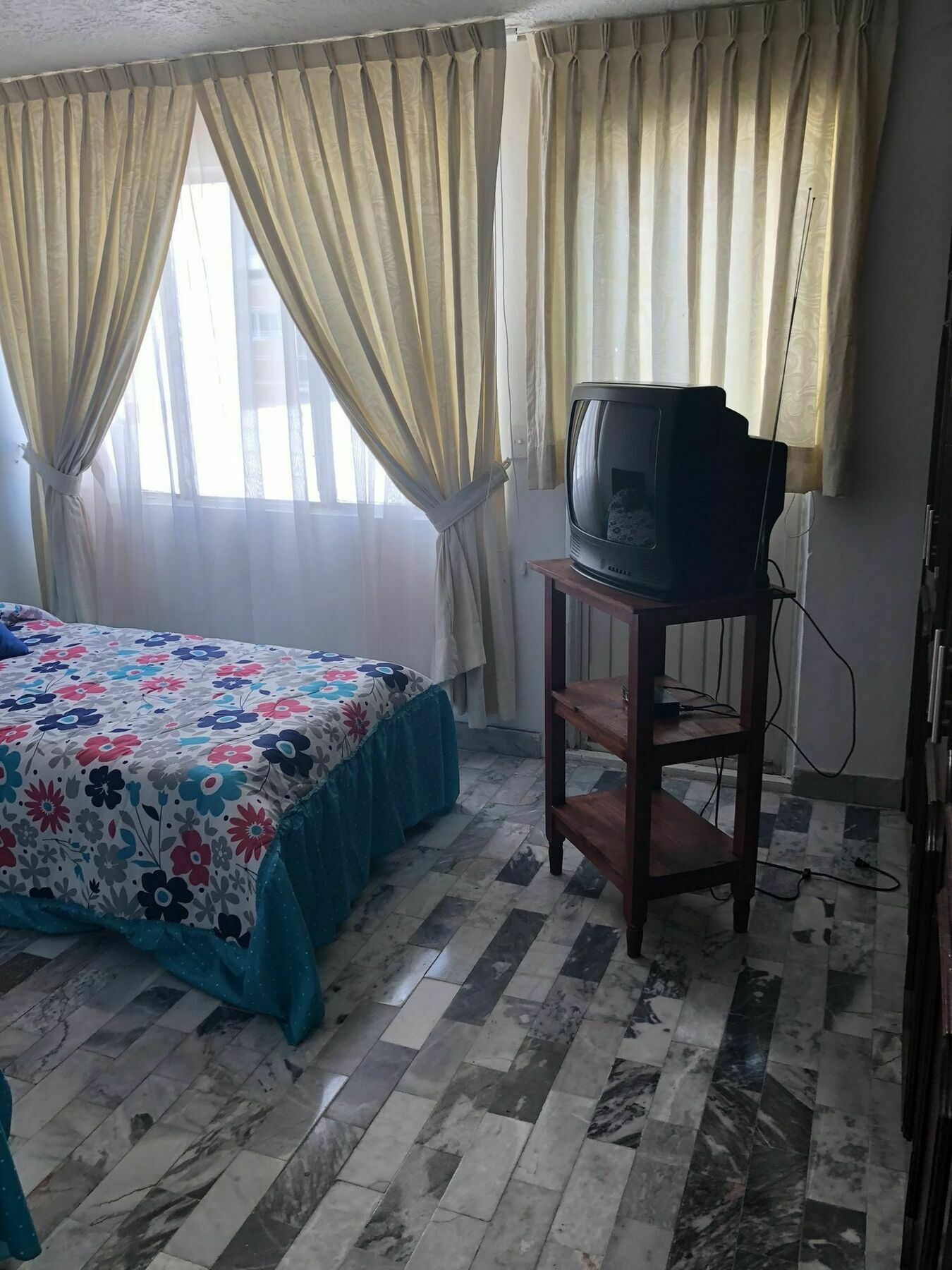 Hostal Guadalajara Cosmopolitan Providencia Dış mekan fotoğraf